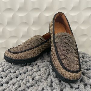 bernie mev. NEW Lola loafer in bronze metallic